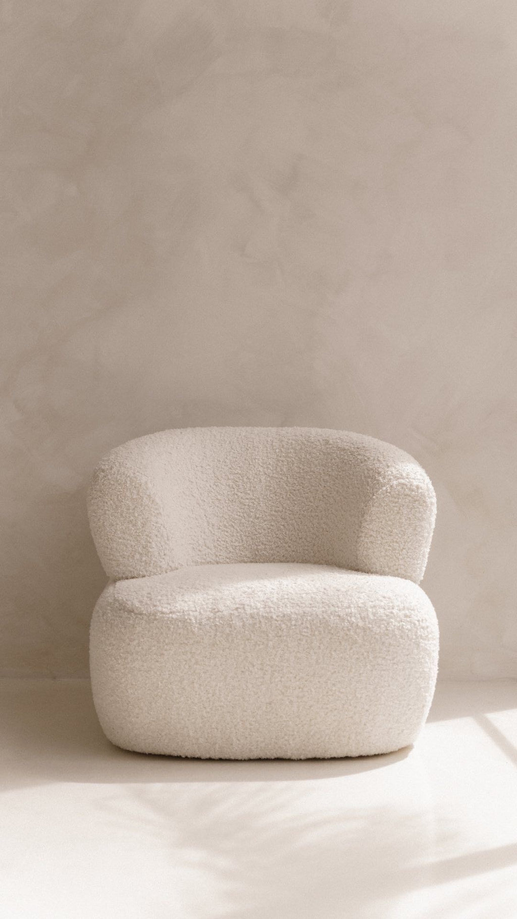 Nola Lounge Chair